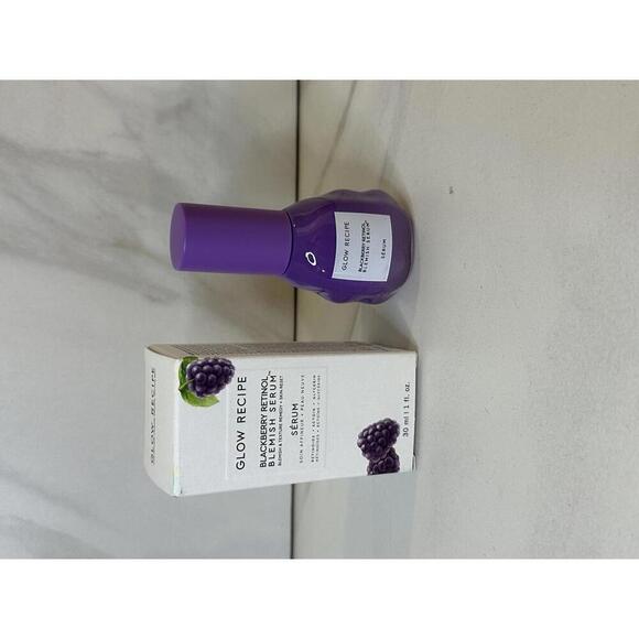 Glow Recipe Blackberry Retinol blemish serum - Picture 1 of 2